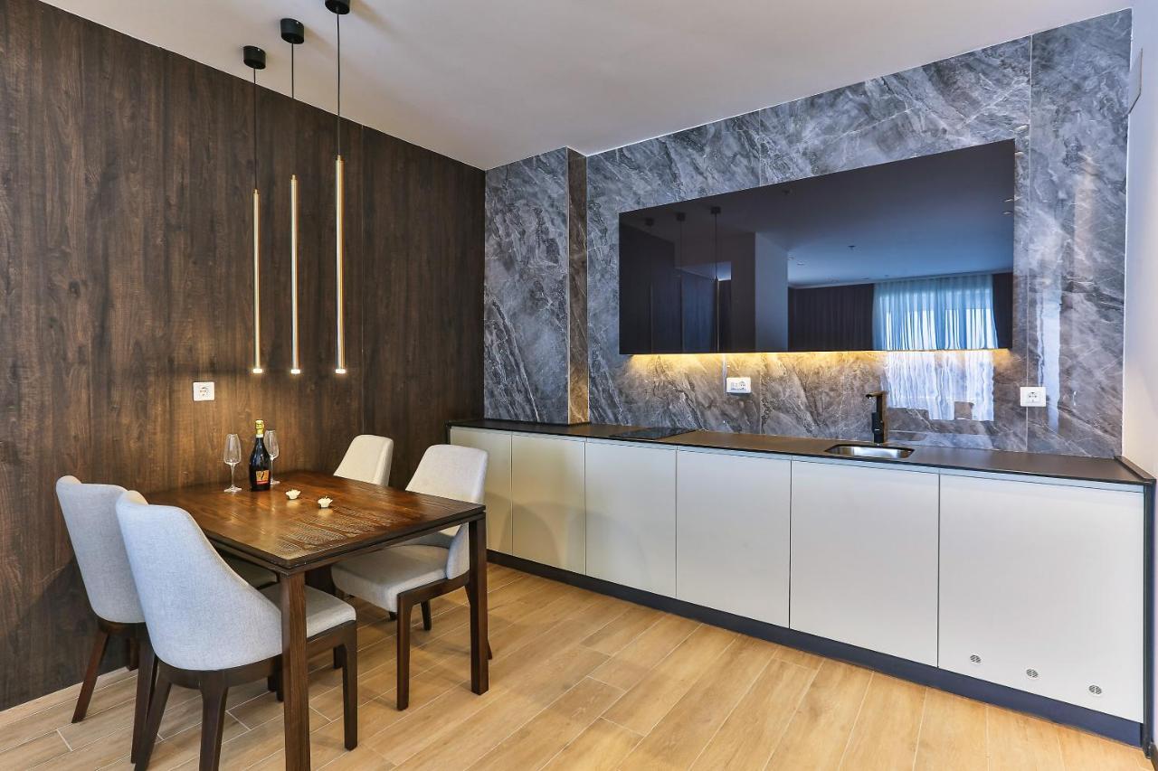 Green Stone Apartments Hotel Rafajlovići Εξωτερικό φωτογραφία